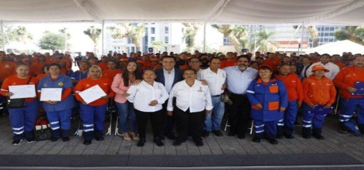 Son reconocidos los trabajadores operativos de Querétaro