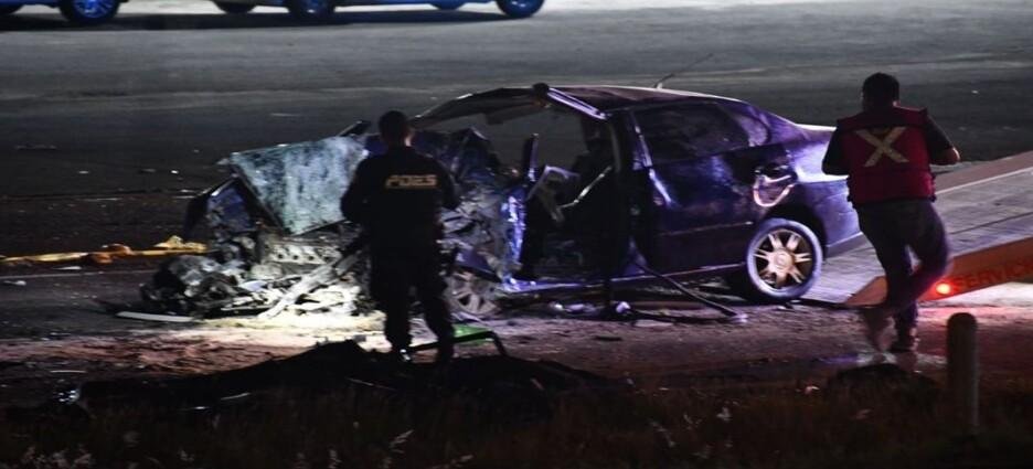 Tres muertos en aparatoso choque automovilístico en Querétaro Tres muertos en aparatoso choque automovilístico en Querétaro