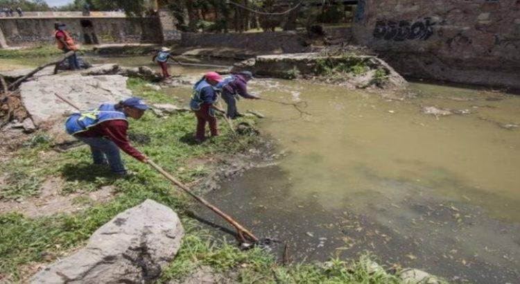 Lanza licitación para limpieza del Río Querétaro