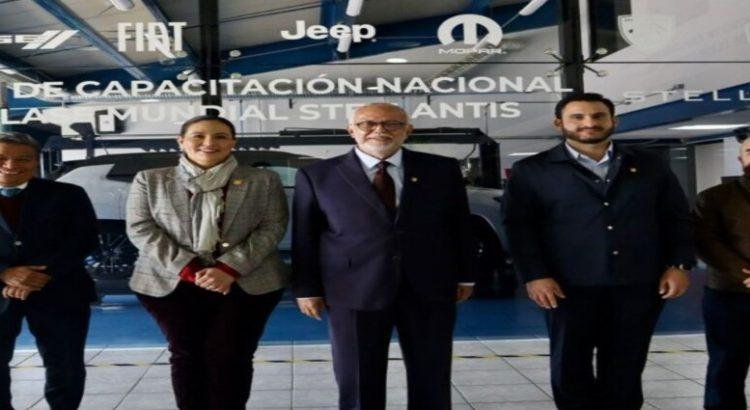 Querétaro es ejemplo de desarrollo e inversión para el estado de Nayarit