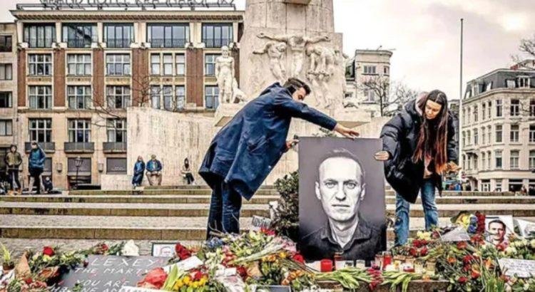 Acusan a Rusia de «borrar huellas» en la muerte del opositor Navalni