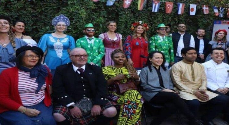 Y regresa el desfile de Comunidades Extranjeras