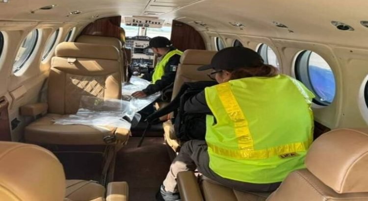 La FGR asegura un avión en Aeropuerto Continental de Querétaro
