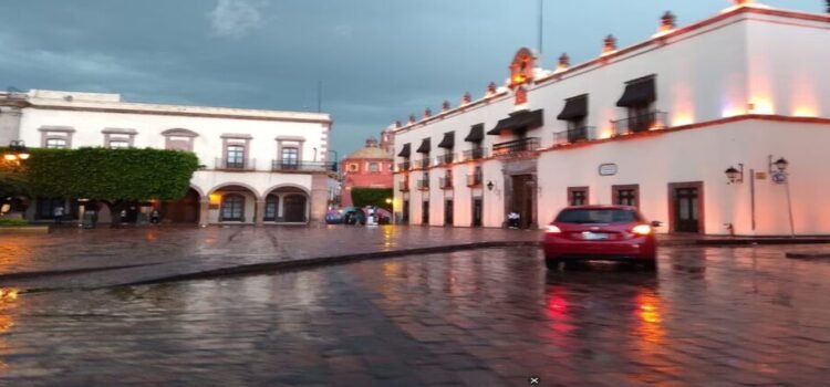 Las lluvias impactan a los comercios en Querétaro