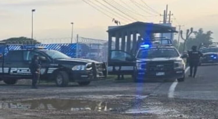 Es asegurara una bodega huachicolera en Querétaro