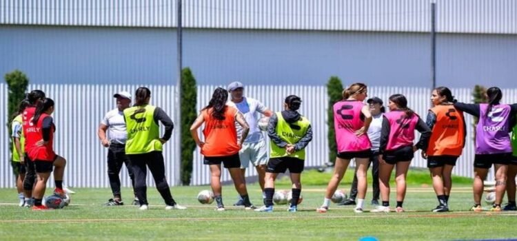 Barcelona Tulancingo esta de visita en Querétaro