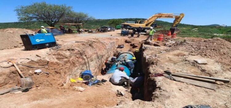Se repara la fuga en el Acueducto II