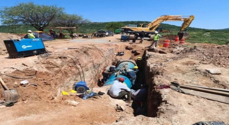 Se repara la fuga en el Acueducto II