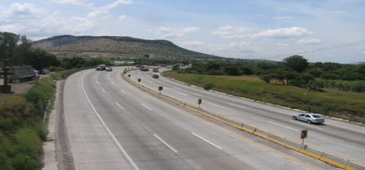 Puede iniciar este año la construcción de la carretera alterna entre San Juan y Querétaro