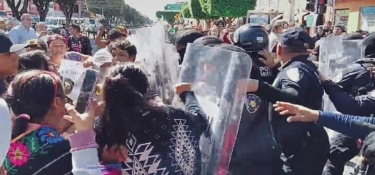 Tienen a seis detenidos en Querétaro después de un operativo contra comercio informal