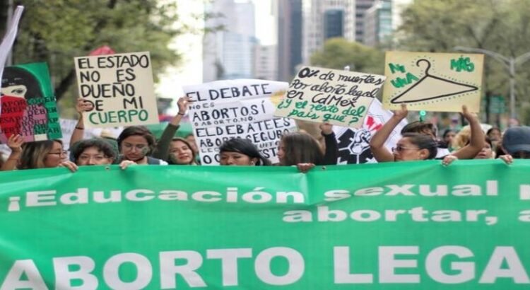 Los partidos de MORENA y PT proponen legalizar el aborto a los 3 meses