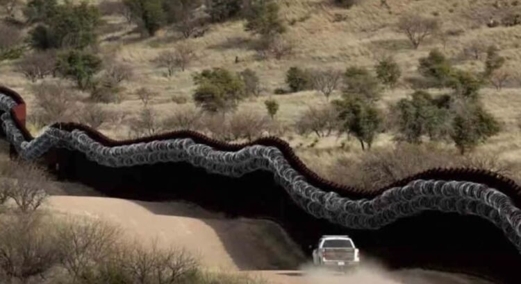 Trump insiste en ampliar el muro fronterizo con México