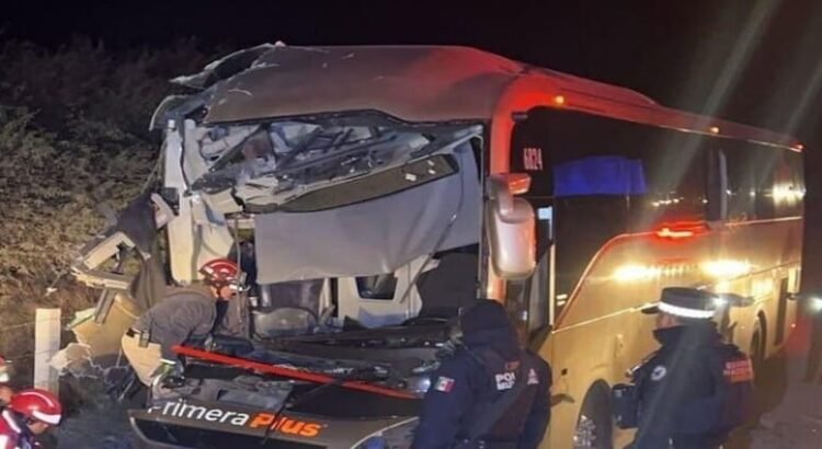 Accidente de autobús en el tramo SLP-Querétaro, dejó más de 20 heridos