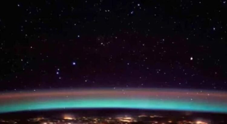 Astronautas de la Estación Espacial Internacional celebraron 16 veces el Año Nuevo