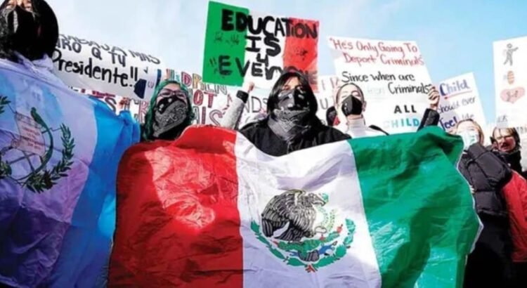Cónsul en Los Ángeles pide a migrantes mantener la «cabeza fría»
