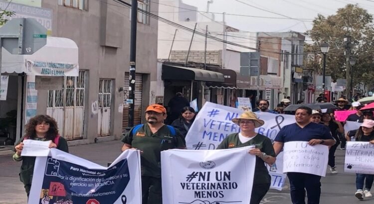 Varios veterinarios exigen seguridad en Querétaro tras asesinato de un colega