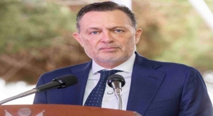 El gobernador de Querétaro, Kuri propone disminuir el número de municipios