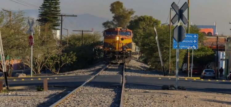 Se genera una incertidumbre por paso de tren México-Querétaro