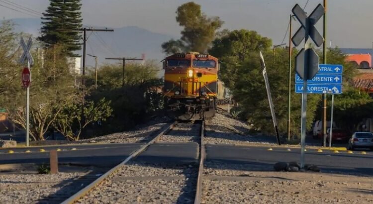 Se genera una incertidumbre por paso de tren México-Querétaro