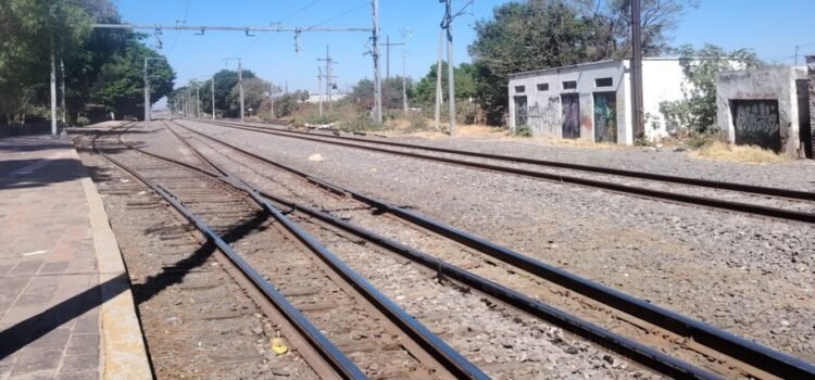 Se construirán cuatro subestaciones para el Tren México-Querétaro