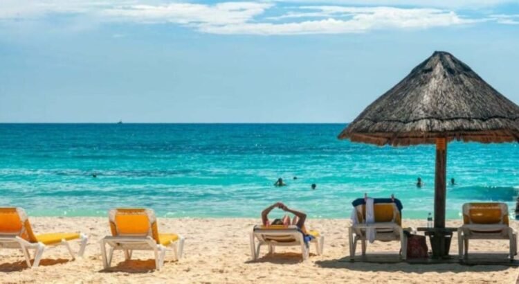 Playas de Quintana Roo, aptas y seguras para uso recreativo