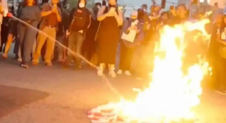 “¡Que se joda Trump!”