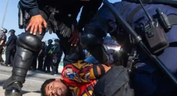 Inicia toque de queda en Los Ángeles