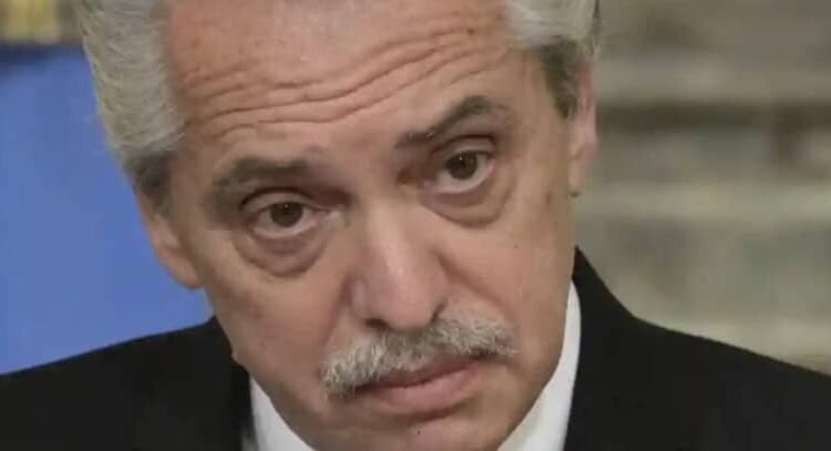 Por corrupción, procesan a Alberto Fernández Por corrupción, procesan a Alberto Fernández