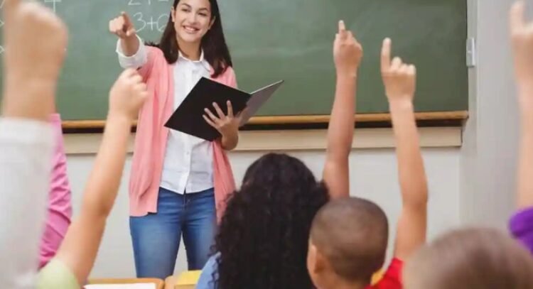 Alerta la UNESCO sobre escasez de maestros para 2030