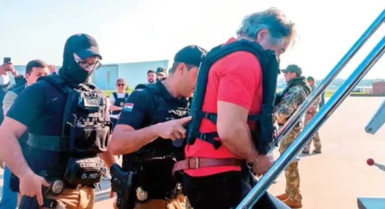 Frenan orden de aprehensión contra Bermúdez Requena