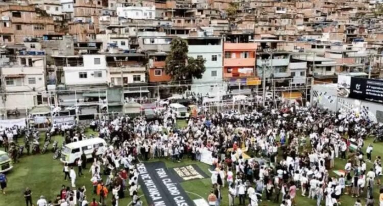 Protestan en favelas de Río tras operativo policial