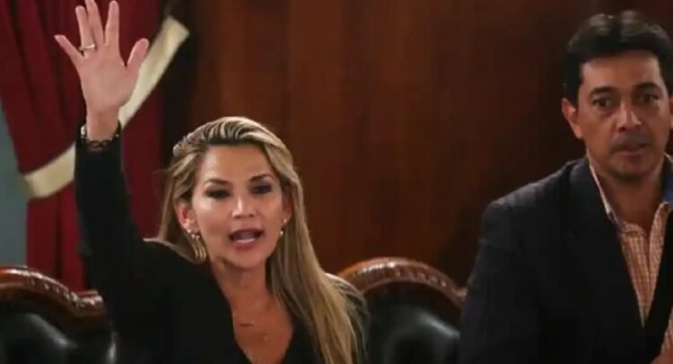 Anula Tribunal de Bolivia condena contra Jeanine Áñez