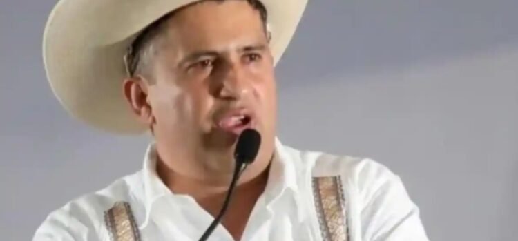 Detienen a escoltas de Carlos Manzo