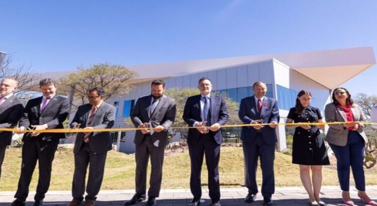 Se inagura el edificio de Texas State University Elisia Education Hub en Querétaro