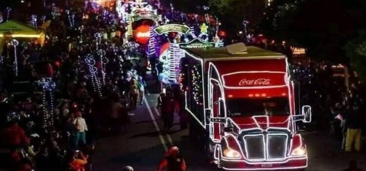 La caravana navideña Coca Cola regresa al estado de Querétaro después de 11 años