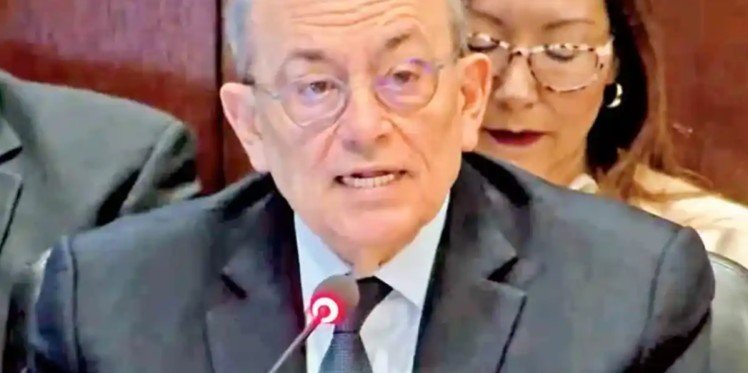 Chocan México y Perú en la OEA