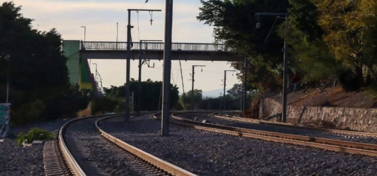 Expropian 158 predios para el tren México-Querétaro