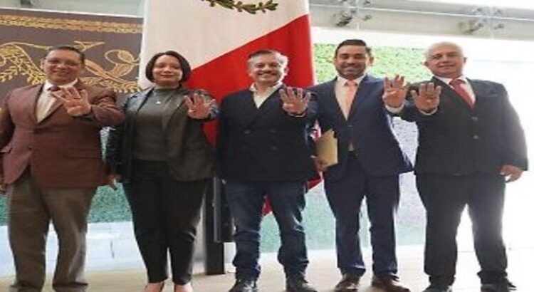 Los diputados de Morena cierran las filas en Querétaro, tras el rechazo al presupuesto de Kuri